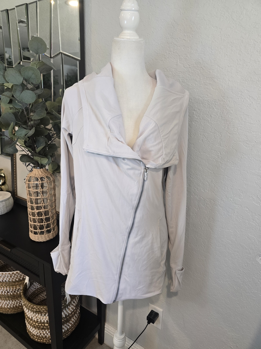 Lululemon Women's Every Journey Hoodie II Draped Asymmetrical Light Chrome 12